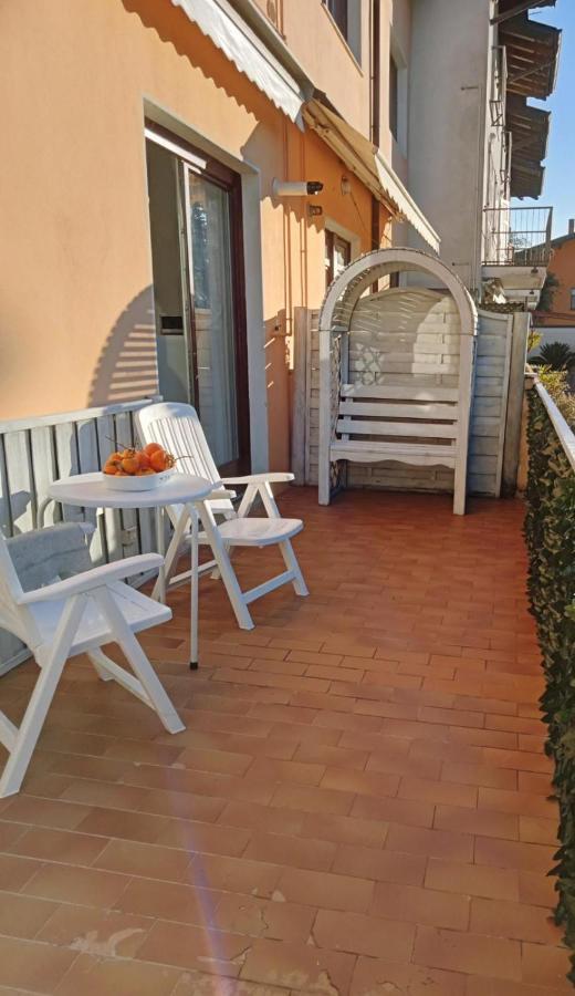 Appartamento Ellen Torbole Sul Garda Exteriör bild